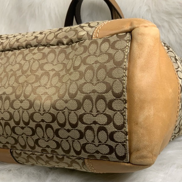 Coach Khaki Signature Multi-functional Tote bag (EUC) - Picture 15 of 17